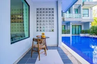 Rainforest Hotel by Nsun - Rooftop Pools