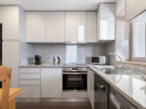 Casa Petisqueira 88-Paredes-Oporto Hotels in Paredes