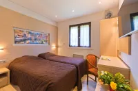 Logis Albhotel Grill Hotels in Marigny-Saint-Marcel