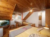 ルームズ & アパートメンツ プリ マトヨン ブレッドのホテル