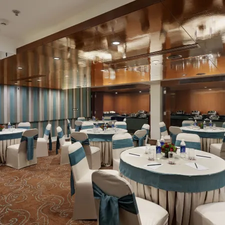 The Elanza Hotel, Bangalore Отели рядом с достопримечательностью «Уб Города»