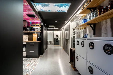 Time Hostel Nova Отели рядом с достопримечательностью «Университет прикладных наук Ювяскюля»