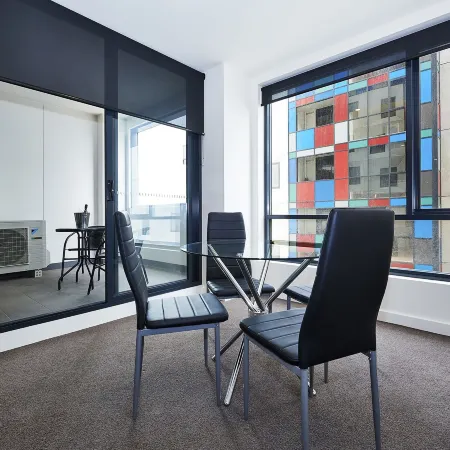 Melbourne Knox Central Apartment Hotel Official