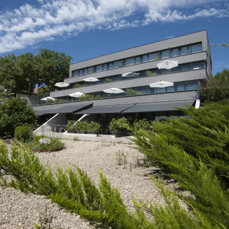 FeelFree Stays Basoa