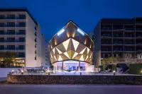 Rodina Beach Hotel Hotel in zona Reflection Jomtien Beach Pattaya