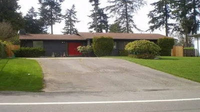 Beautiful Home On Glen Acres Golf Course, Hottub!