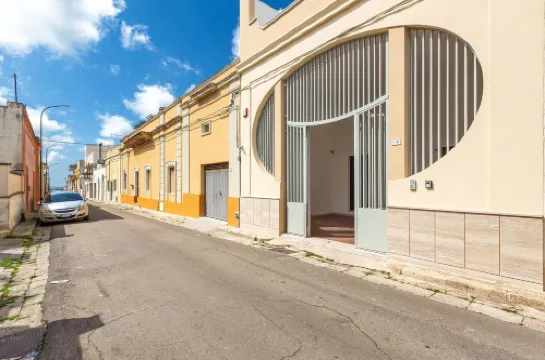 3833 レジデンツァ・ノンナ・ルチア - モノ by Barbarhouse