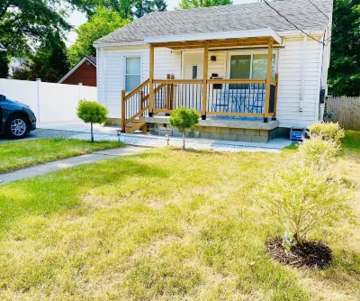 Cozy/Charming Traditional Michigan 2bd. House Hotel in zona Lansing Community College