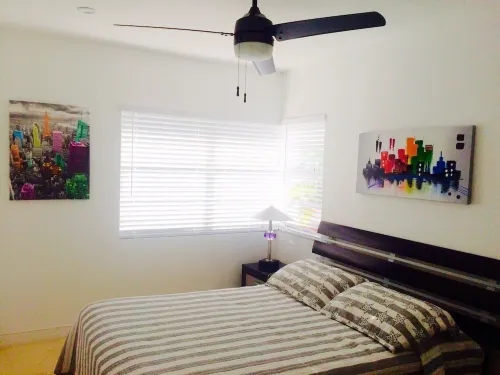 Ocean Dr, Steps to Beach, Pool  Apt. 1/1, with Parking Permit and City Approved.