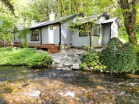 Creekside Bigfoot Bungalow — Nature Lover’s Paradise