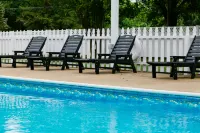 Gorgeous 3BR Cabin with Pool Mins to Riverwalk Hotels in Wetumpka
