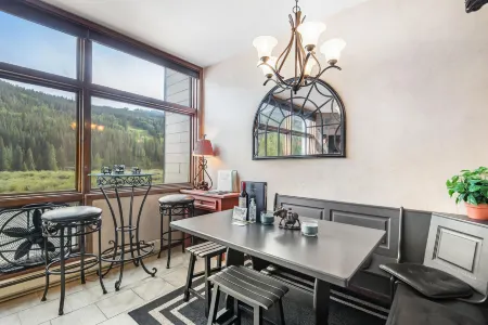 River Bank Lodge 2914