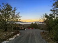 Shadowrock - Luxury Tiny Home with Amazing Views Hotels in Pushmataha County