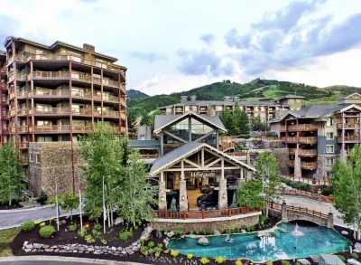 Luxury Spa and Ski-in/Ski-Out Access - Exquisite Mountain Retreat Hotels in der Nähe von Summit Community Gardens