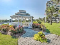 Gulf Views and Resort Amenities - Elegant Beachfront Oasis