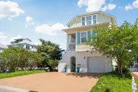 Beach House with Bikes and Golf Voucher - Charming Oasis Hotel di Inlet Beach