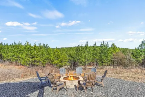 Luxury Hilltop, Surreal Views, Pool, Hot Tub, Firepit & 4Kings Bed