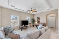 Ground Floor Bayside Beauty Walk to the Beach