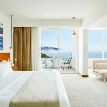 Lucy Hotel