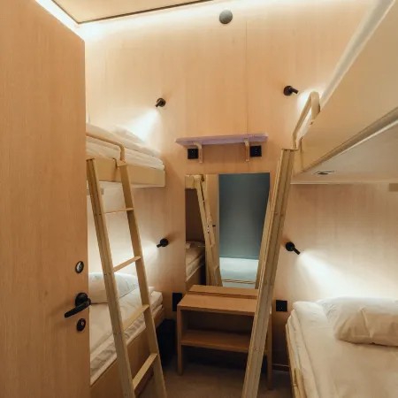 Uumen Hotels - Tampere, Finlayson Отели рядом с достопримечательностью «Железнодорожный вокзал Тампере»