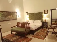 Aloof Jungle Lodge Hotels in Pali