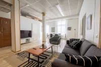 Vanha Postitalo - Hostels