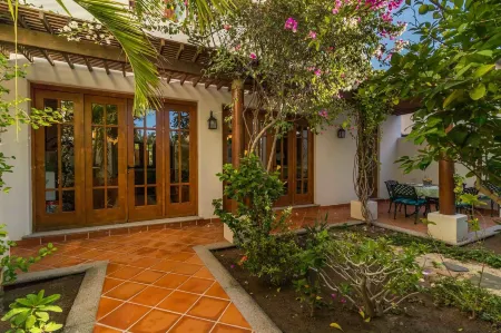 Casa de Amigos by Casago