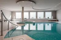 Hotel Tiefenbrunn Gardensuites & Breakfast - Pools