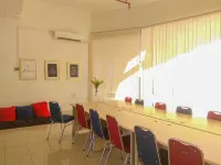 Best Location Studio Park View Condominium Apartment - 2 Yıldız