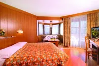 Hotel Villetta Maria Cottage Hotels in Canazei