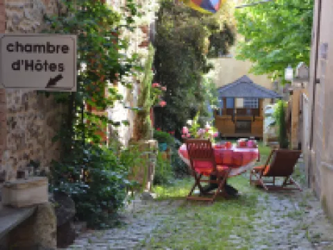 Les Ateliers d'Art Modiste et Formier Hotels in Roanne