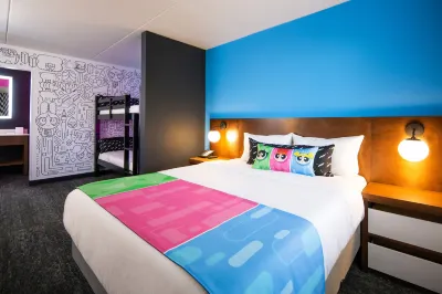Cartoon Network Hotel Hotels near Target