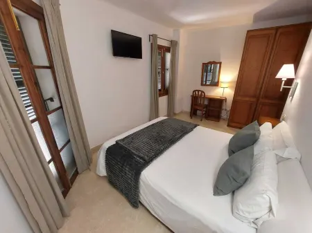 My Rooms Manacor Centre by My Rooms Hotels Отели рядом с достопримечательностью «Porto Cristo Beach»