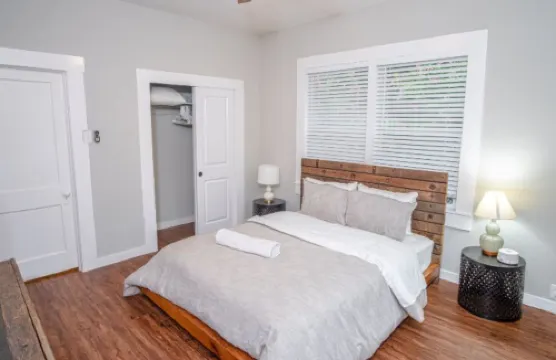 Remodeled Modern 1Br1BA Apt Near Downtown, 5Min Pearl