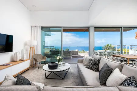 Los Jardines de Abama Suites