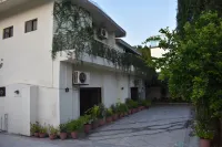 Elysium 99 Hotels near Pir Sohawa