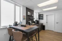 Bank Guesthouse by Kef Airport Hotels in Keflavik