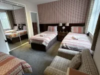 آيسر لودج جيست هاوس Hotels near كورستورفاين