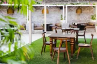 古爾岡安雅酒店 酒店