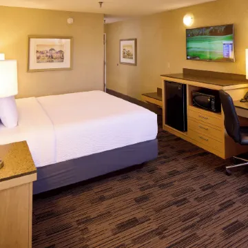 Livinn Hotel Cincinnati North/ Sharonville