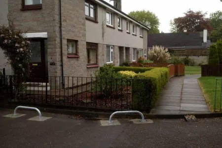 3-Bed House Sleeps 5 5 Min Walk from City Centre