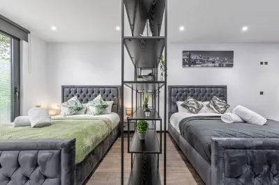 Stylish Studio Apt by Stay Smart Short Lets & Serviced Accommodation Woodstock with Free WiFi Các khách sạn ở 