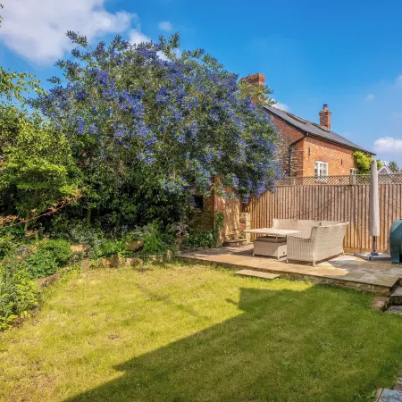 Tom Callows Gorgeous Cottage Oxfordshire