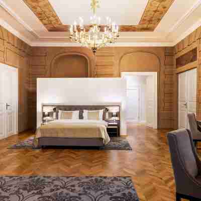 克拉特夫老城區溫德姆大飯店 Rooms