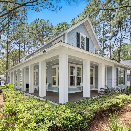 1345 Laurel Grove 3 Bedroom Home by RedAwning