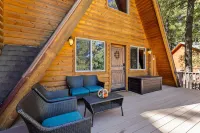 Spacious A-Frame Pines Cabin 12 Beds Loft Game Room Hôtels à : Mountainaire