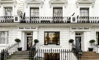 Tudor Court Hotel