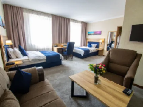 Rayan Hotel Hotels in Osh