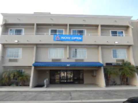 Motel 6 Azusa, CA โรงแรมในอาซูซ่า