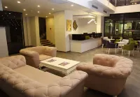 โรงแรมเฟเวอริท - 2 ดาว